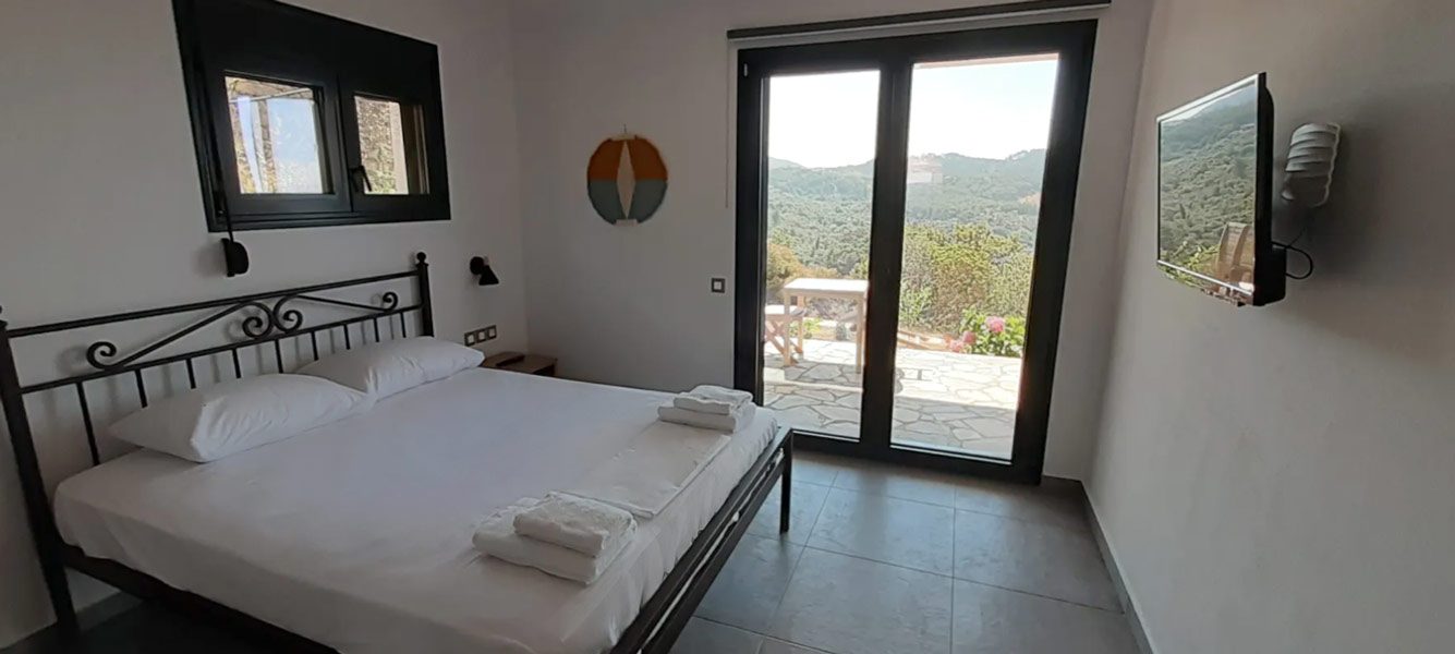 1st floor bedroom villa Calliope